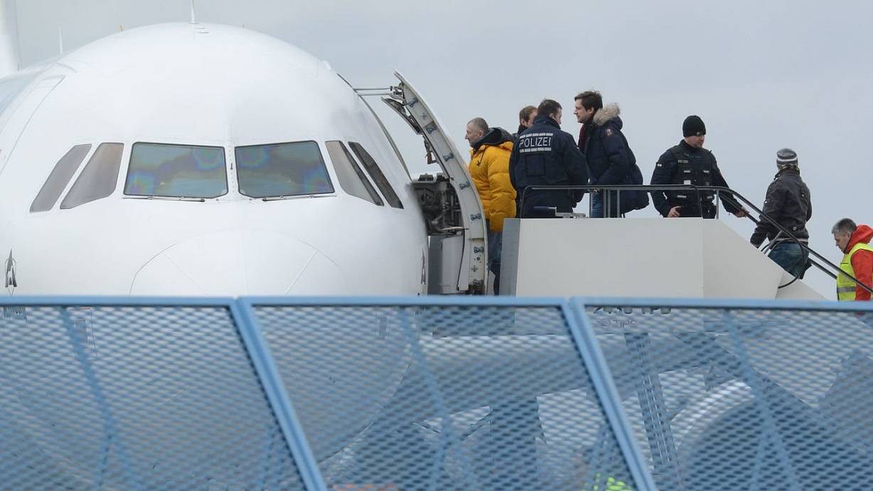 Abschiebung: Bis dahin gelten für die Betroffenen in Nordrhein-Westfalen künftig verschärfte Bedingungen, auch in Büren. | © picture alliance / dpa