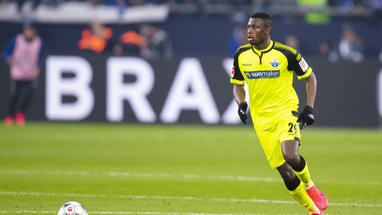 Linksverteidiger Jamilu Collins war im Rahmen einer Belastungssteuerung beim jüngsten Auswärtsspiel in München geschont worden.  | © picture alliance / Kirchner-Media