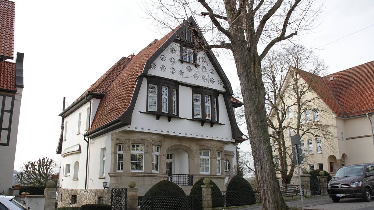 Die Villa Berg an der Kasseler Straße mit ihren architektonisch prägenden Jugendstilelementen. | © Dieter Scholz