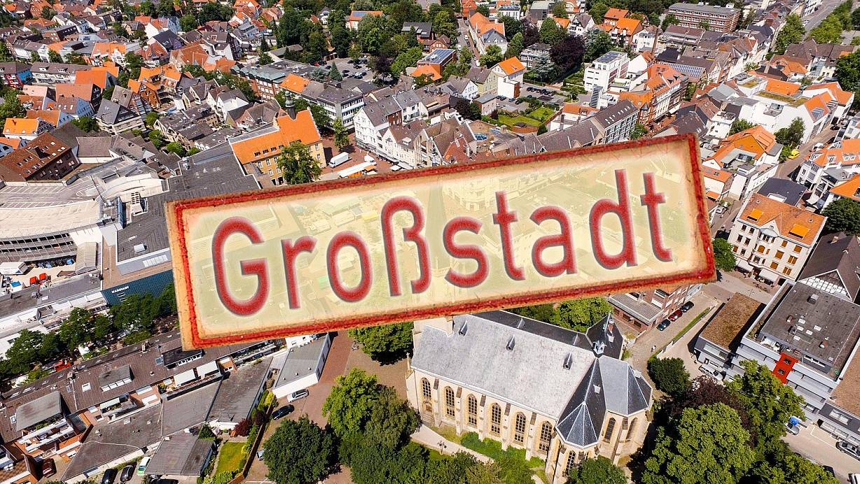 Noch inoffiziell, aber: Gütersloh trägt seit wenigen Tagen den Stempel Großstadt. | © Jens Reddeker/Montage: Thomas Grundmann