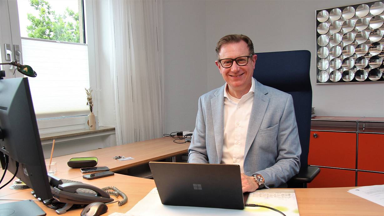 Niklas Cruse, Interims-Geschäftsführer des Klinikums Lippe. | © Dirk Baldus