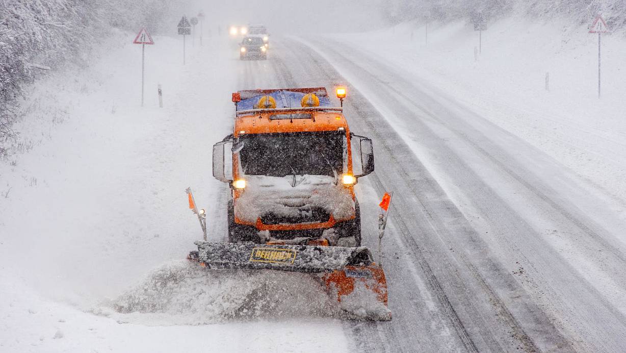 Winter geht weiter: Kälte, Schnee - und auch noch Streiks