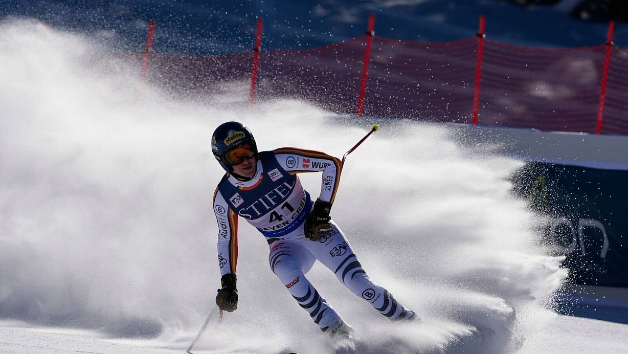 Der Schongauer Simon Jocher verzichtet verletzungsbedingt auf die Rennen in Kitzbühel. | © Robert F. Bukaty/AP/dpa