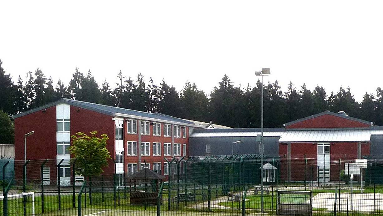 In der Abschiebehaftanstalt Büren herrscht akuter Platzmangel. | © Verfügbar für Kunden mit Rechnungsadresse in Deutschland.