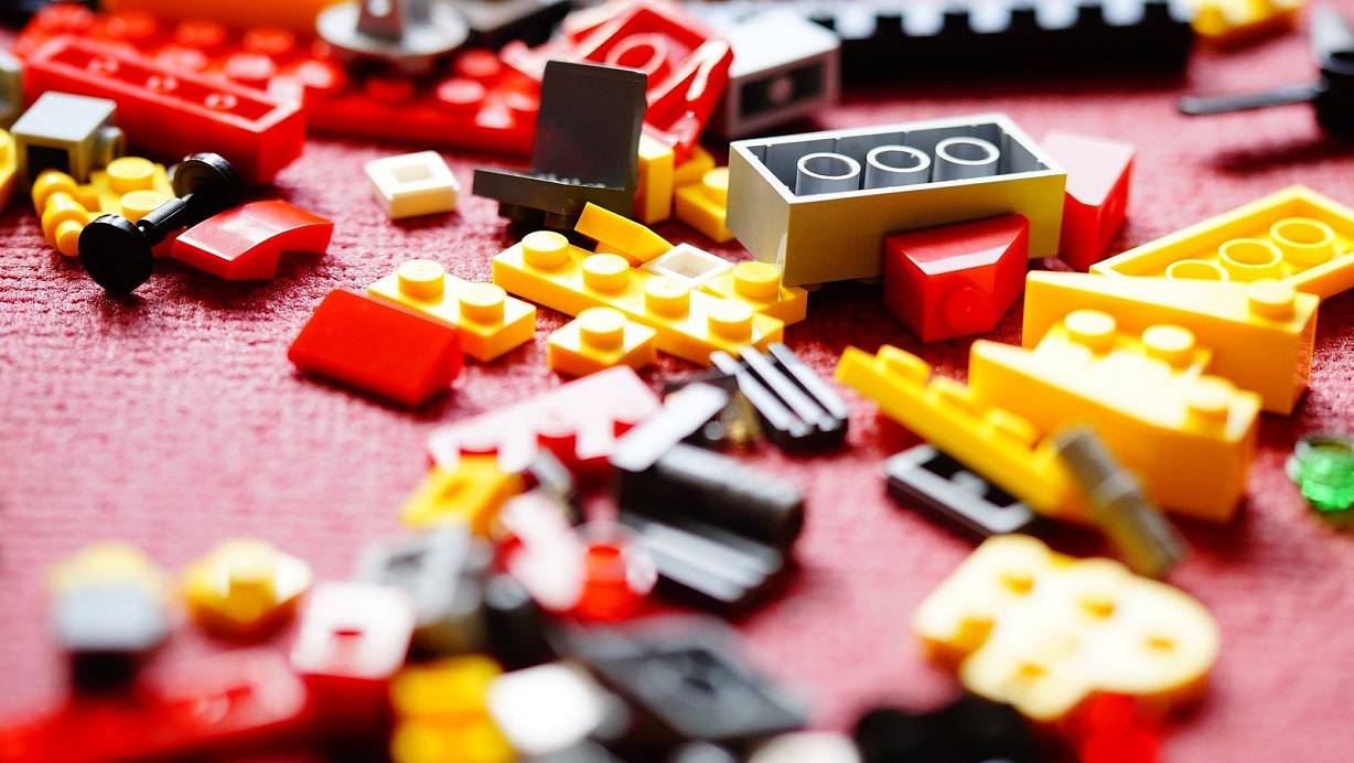 Die Frau handelte mit Lego- und Starwars-Spielzeug. | © Pixabay