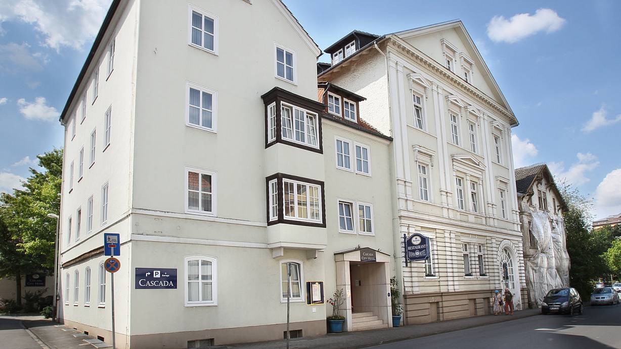 Cascada City Hotel: Das frühere Dohm-Hotel an der Löhrstraße steht zum Verkauf. | © Frank-Michael Kiel-Steinkamp