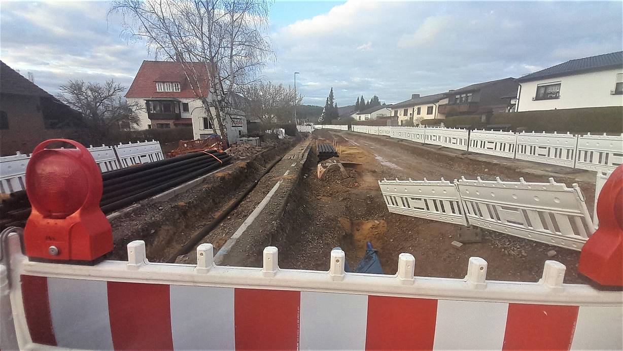 In der Ortsdurchfahrt Volkmarsen – hier Blickrichtung Welda Mitte März: Ein Bild, das der Vergangenheit angehört. | © Simone Flörke