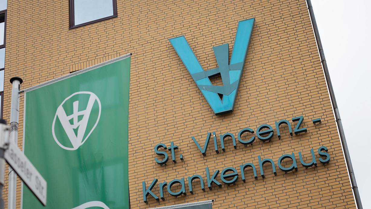 Die Paderborner St.-Vincenz-Kliniken haben im Juli Insolvenz beantragt. | &copy; Niklas T&uuml;ns