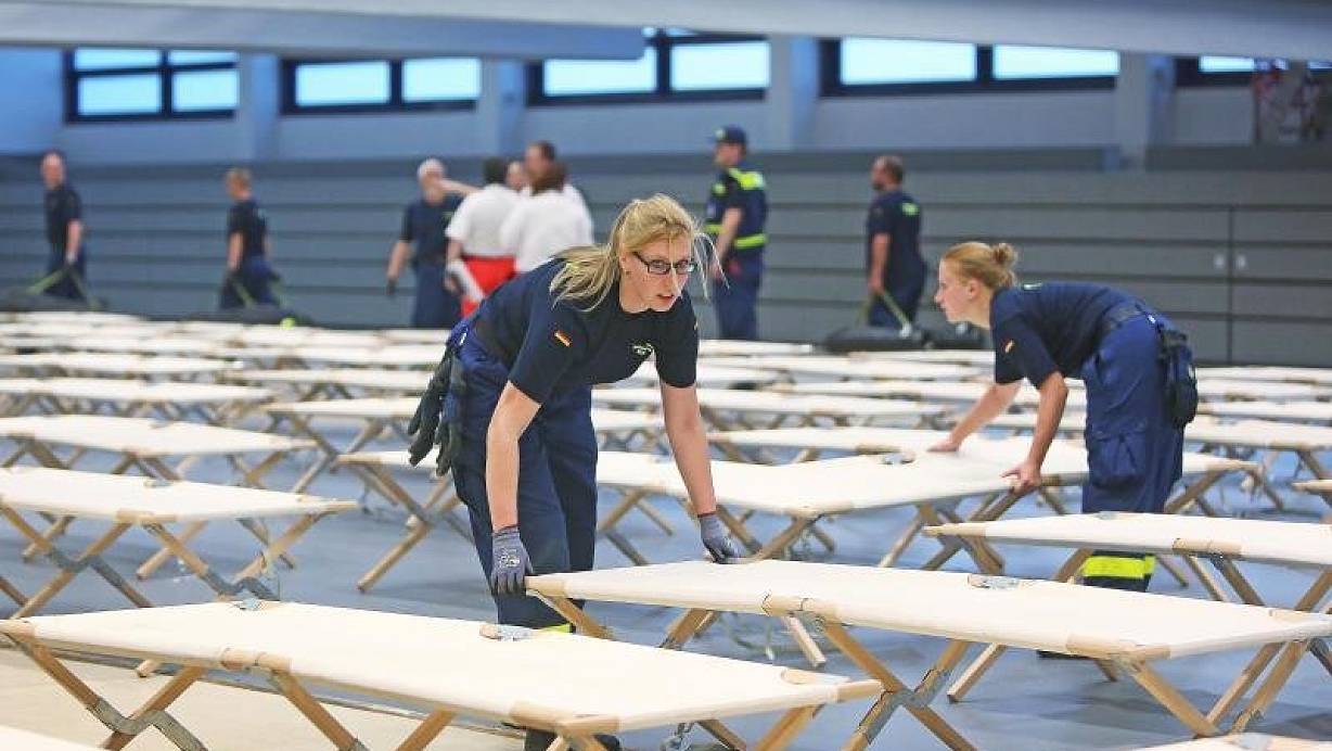 Müssen in OWL wieder Turnhallen als Notunterkünfte für Flüchtlinge hergerichtet werden wie hier in Bielefeld 2015? Mancherorts sieht es so aus. | © Sarah Jonek