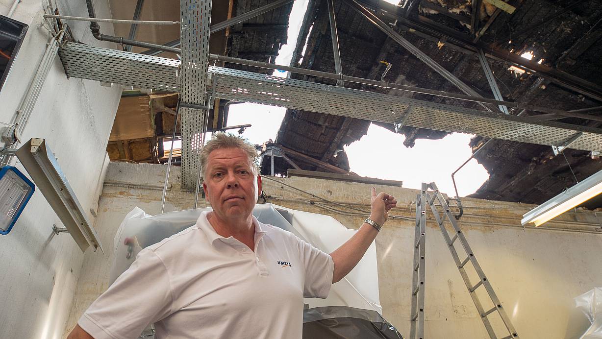 Geschäftsführer Frank Maser nach dem Millionenbrand im Jahr 2018. | © CHRISTIAN MATHIESEN