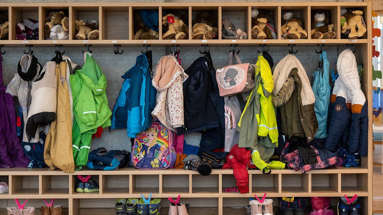 Die Beiträge für die Kinderbetreuung in Gütersloh sollen sich zum 1. August ändern. Was Sie jetzt wissen müssen. | © dpa