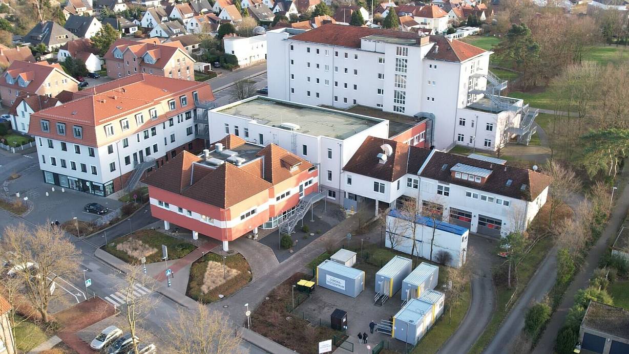 Im Mindener Kreistag gab es am Donnerstag keine Fraktion, die sich f&uuml;r den Erhalt des Krankenhauses Rahden ausgesprochen hat. Im Gegenteil, die Schlie&szlig;ung der Klinik soll den M&uuml;hlenkreiskliniken helfen, ihren Anteil am Neubauprojekt zu finanzieren. | &copy; Torsten Hagemann