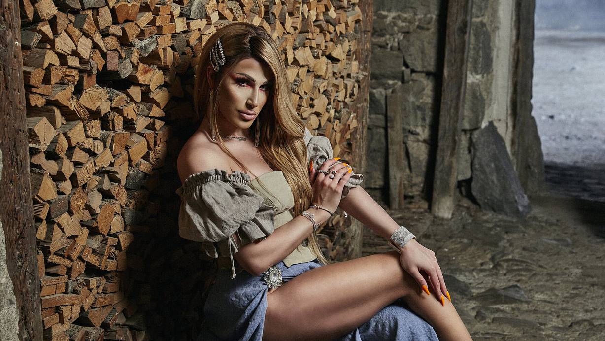 Die Paderborner Drag Queen Yoncé Banks. | © ProSieben/Benjamin Kis