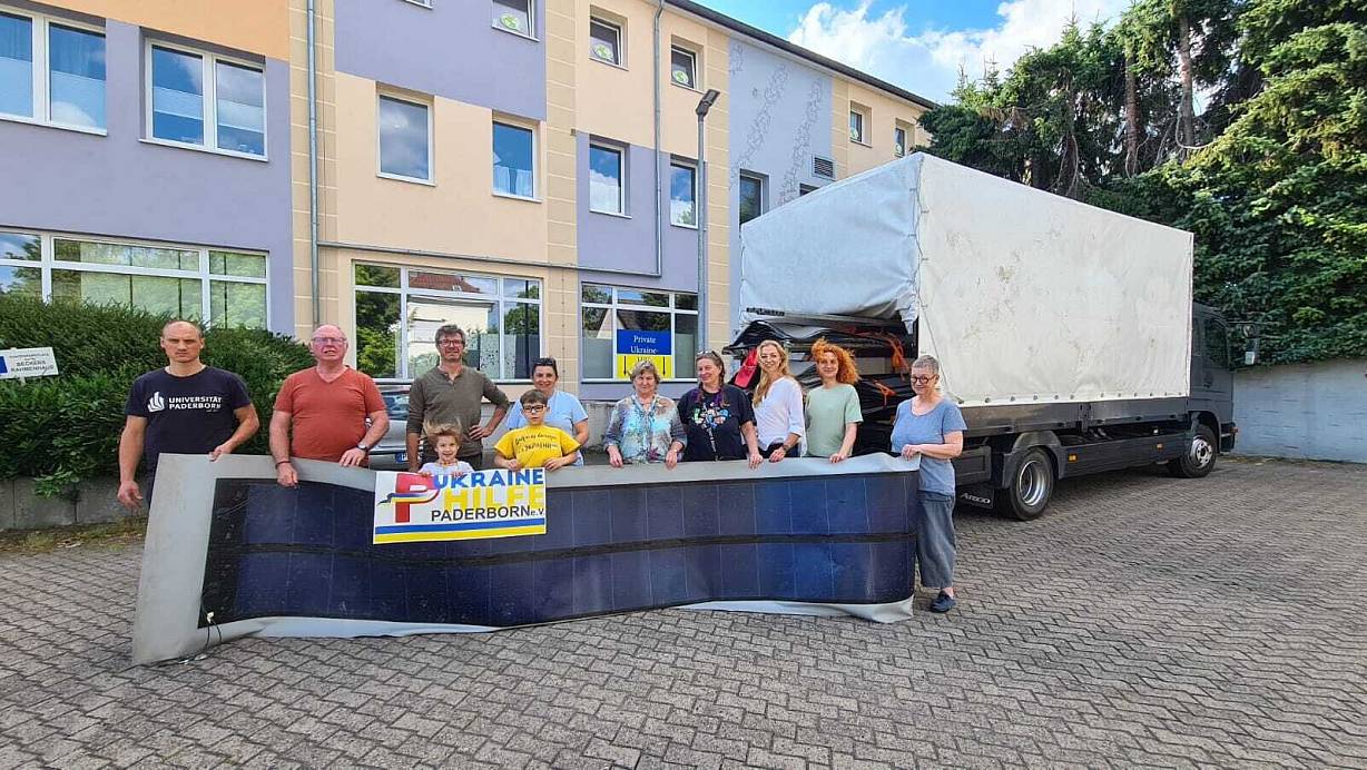 148 Solarmodule bringen die Biohaus-Stiftung und die Ukraine-Hilfe Paderborn jetzt nach Cherson. | © Biohaus-Stiftung