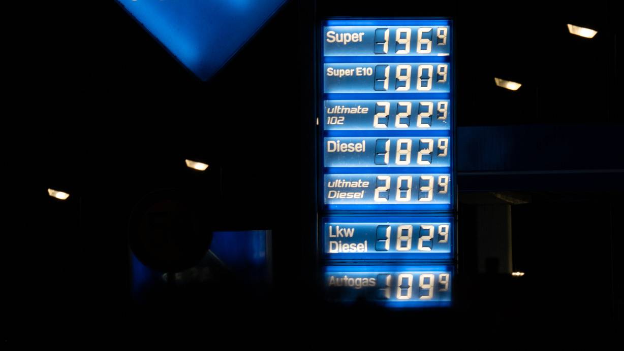 Seit Mitte März wird Benzin immer teurer. | © Marijan Murat