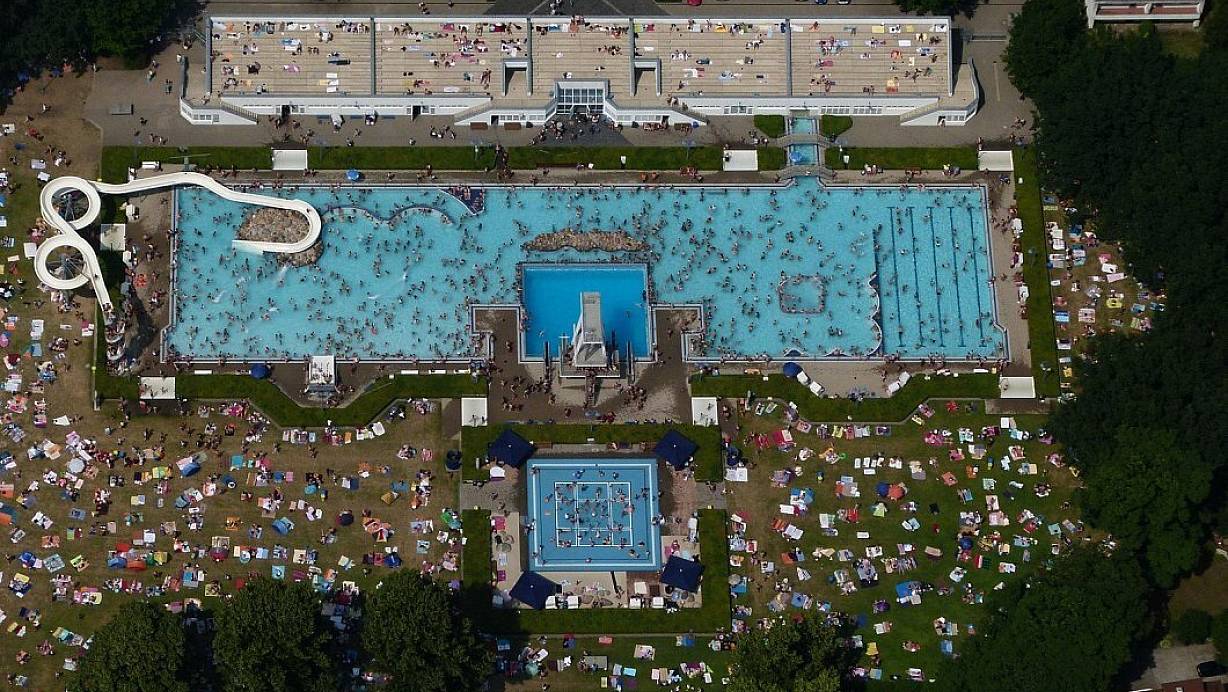 Der Freibadbesuch in Bielefeld wird teurer. | © Detlef Wittig