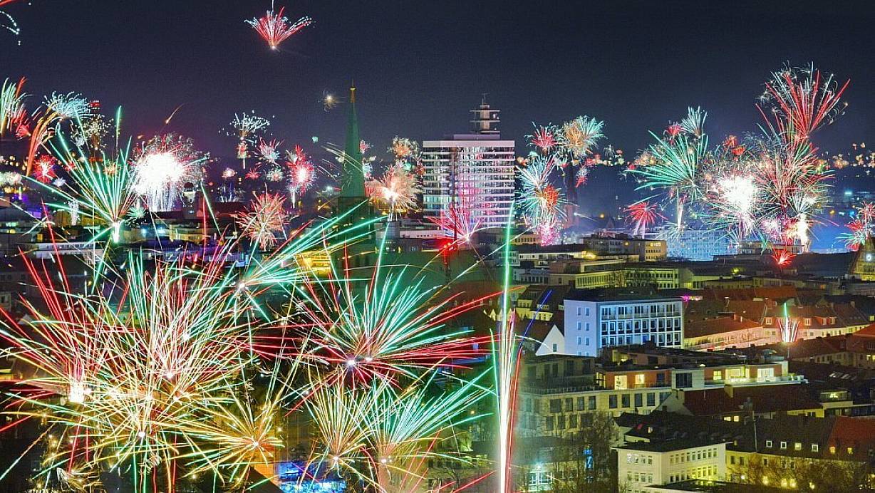 In der Nähe von Kirchen, Krankenhäusern und Co darf nicht geböllert werden. | © Barbara Franke