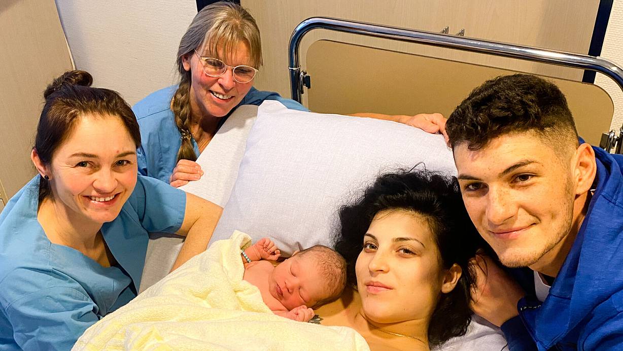 Der kleine Olivér kam am 1. Januar 2023 im St.-Elisabeth-Hospital in Gütersloh zur Welt. | © St.-Elisabeth-Hospital