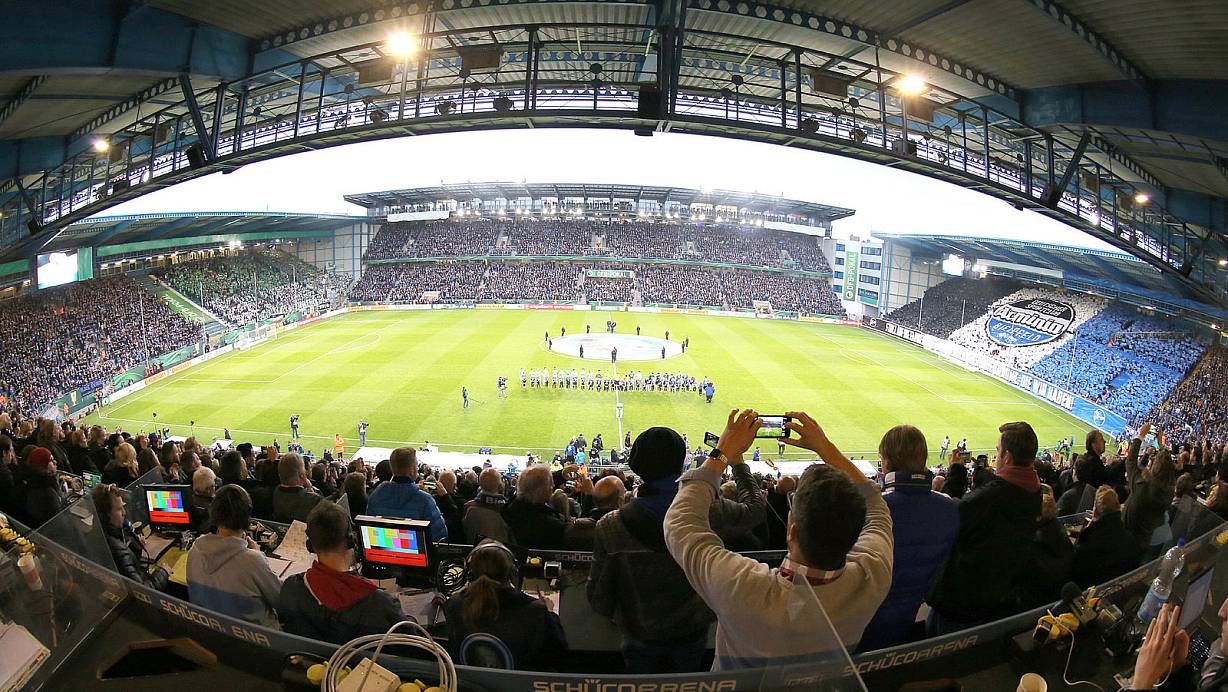 Das Bündnis Ostwestfalen hat sich noch einmal offiziell zur Arminia-Rettung geäußert. | © Wolfgang Rudolf