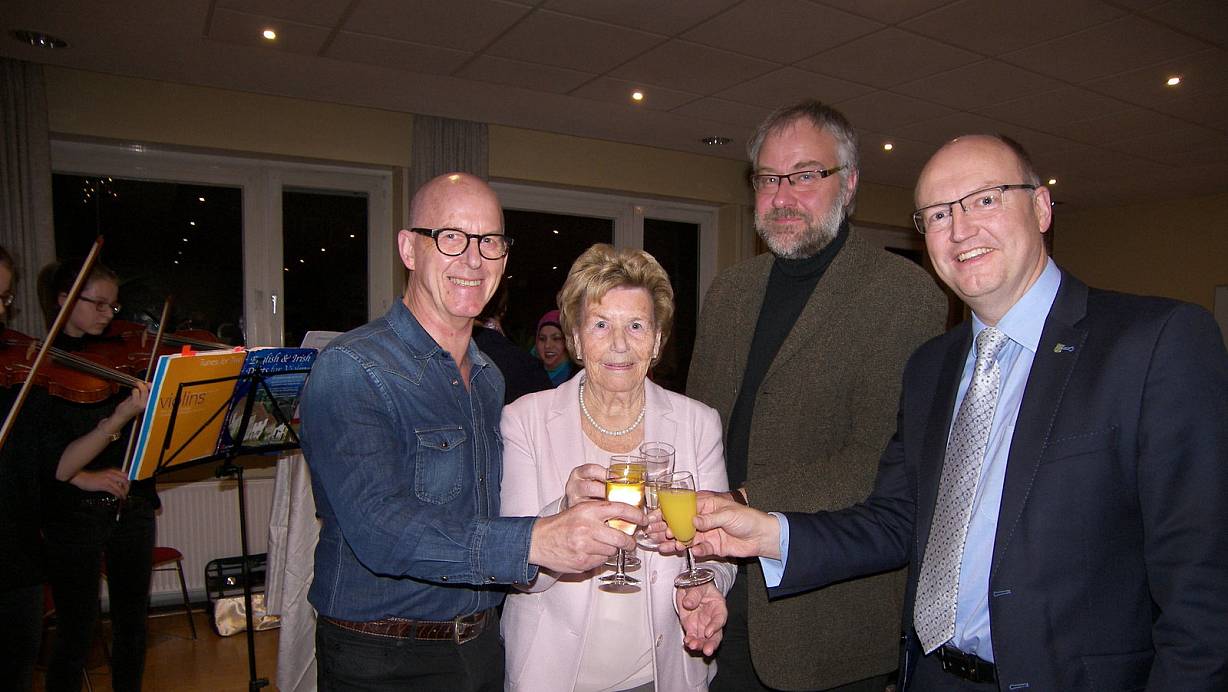 Die Verler Tafel wird 10 Jahre alt nw.de