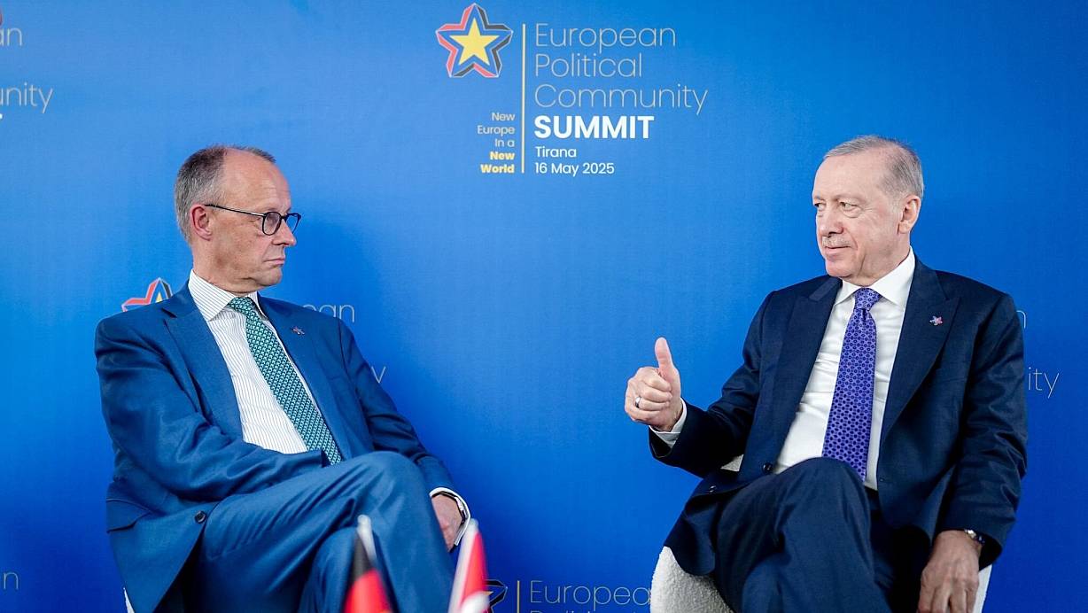 Bundeskanzler Friedrich Merz reist für einen Antrittsbesuch beim türkischen Präsidenten Recep Tayyip Erdogan nach Ankara. | © Kay Nietfeld/dpa