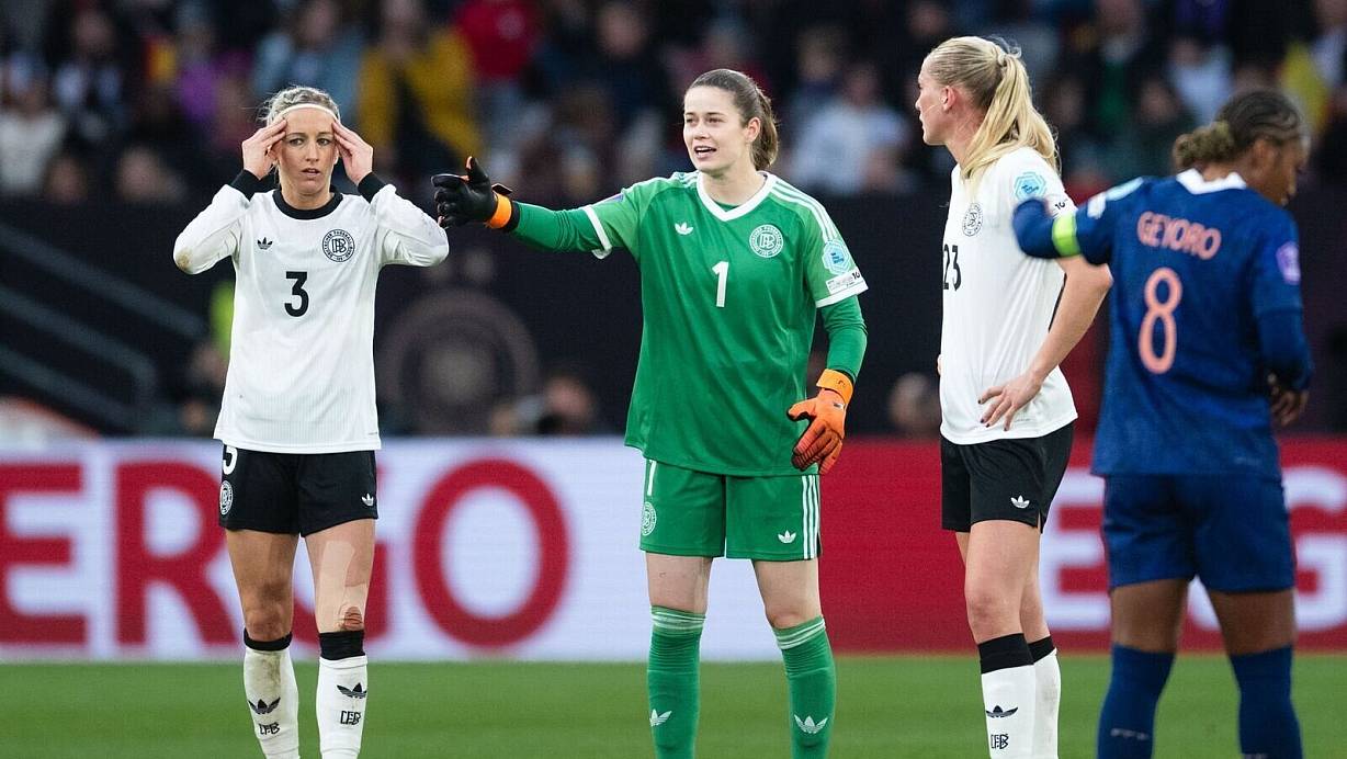 Torhüterin Stina Johannes (grünes Trikot): derzeit Nummer 1 im Nationalteam. | © Marius Becker/dpa