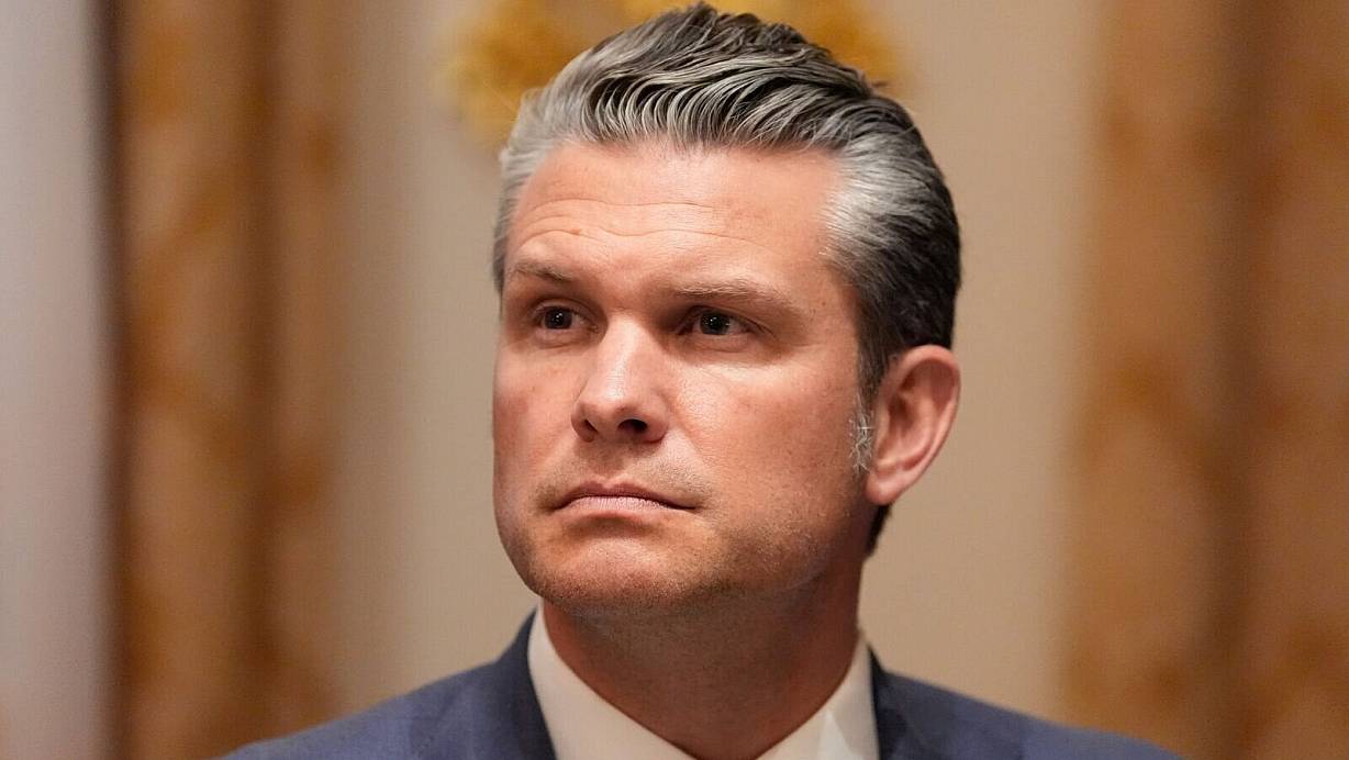 Hegseth nennt sich seit längerer Zeit Kriegsminister. (Archivbild) | © Alex Brandon/AP/dpa
