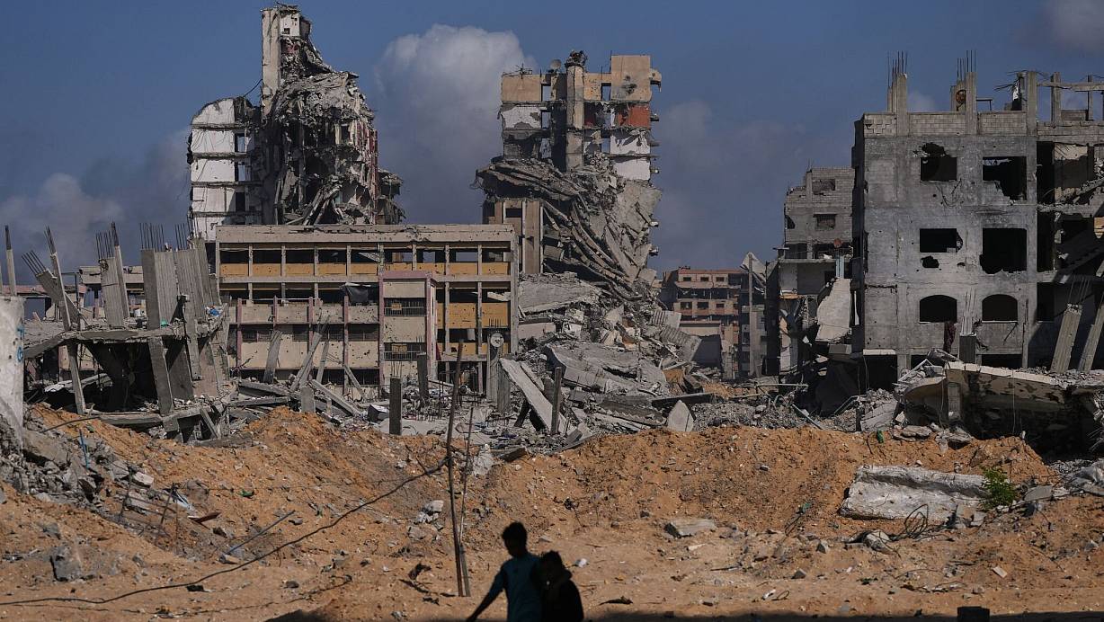 Nach dem Waffenstillstand steht die Frage im Raum, wie es im Gazastreifen weitergeht. (Archivbild) | © Abdel Kareem Hana/AP/dpa