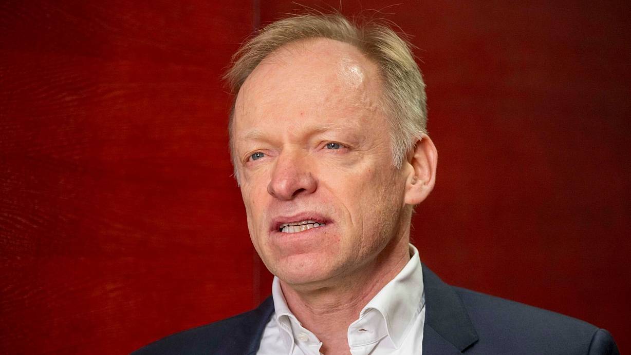 Ifo-Chef Fuest schlägt Alarm: «Die Lage ist mittlerweile dramatisch.» (Archivbild) | © Peter Kneffel/dpa