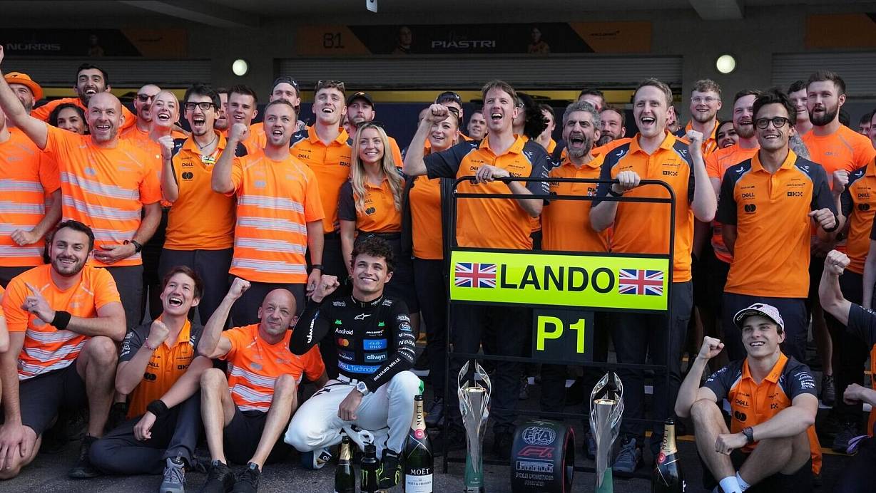 P1 für Platz eins - wird das am Ende auch der Rang für Lando Norris in der WM sein? | © Fernando Llano/AP/dpa