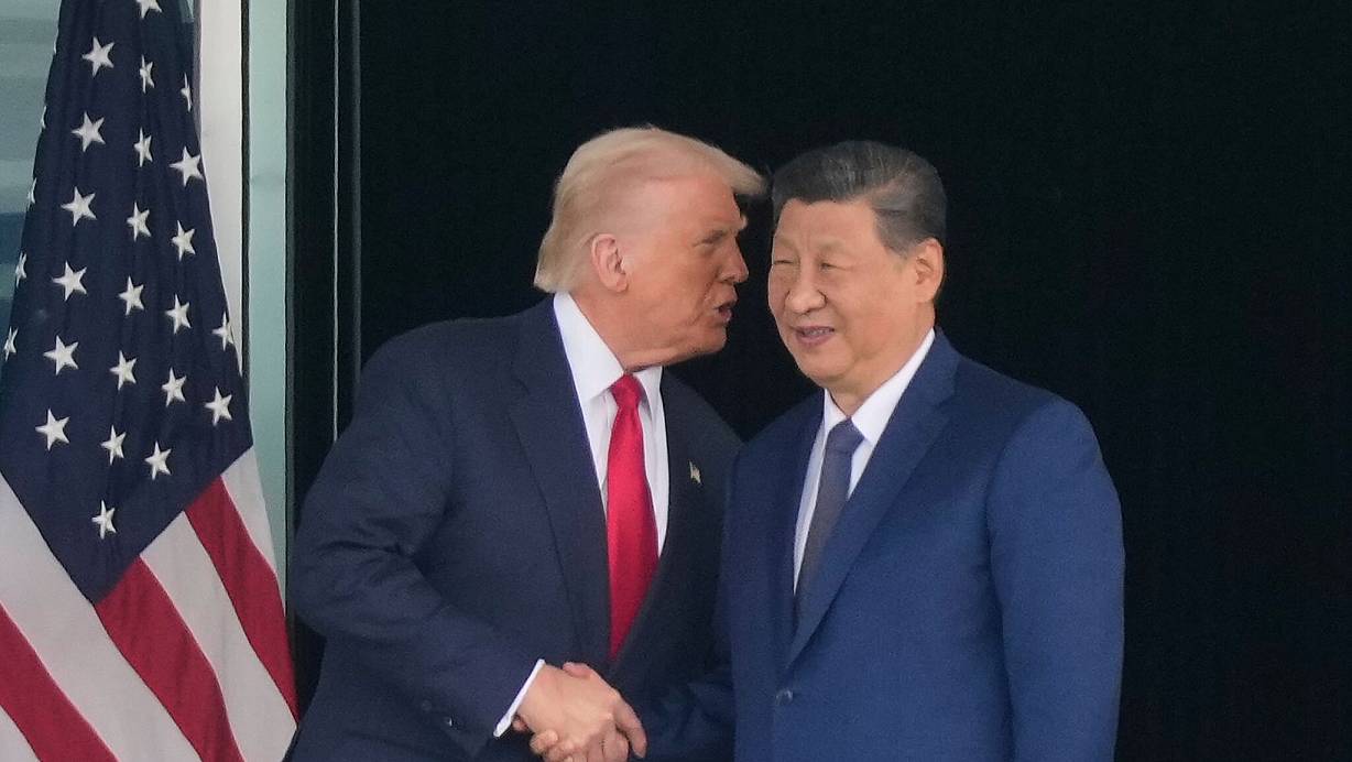 Trump und Xi haben über Öl und Gas gesprochen. | © Mark Schiefelbein/AP/dpa