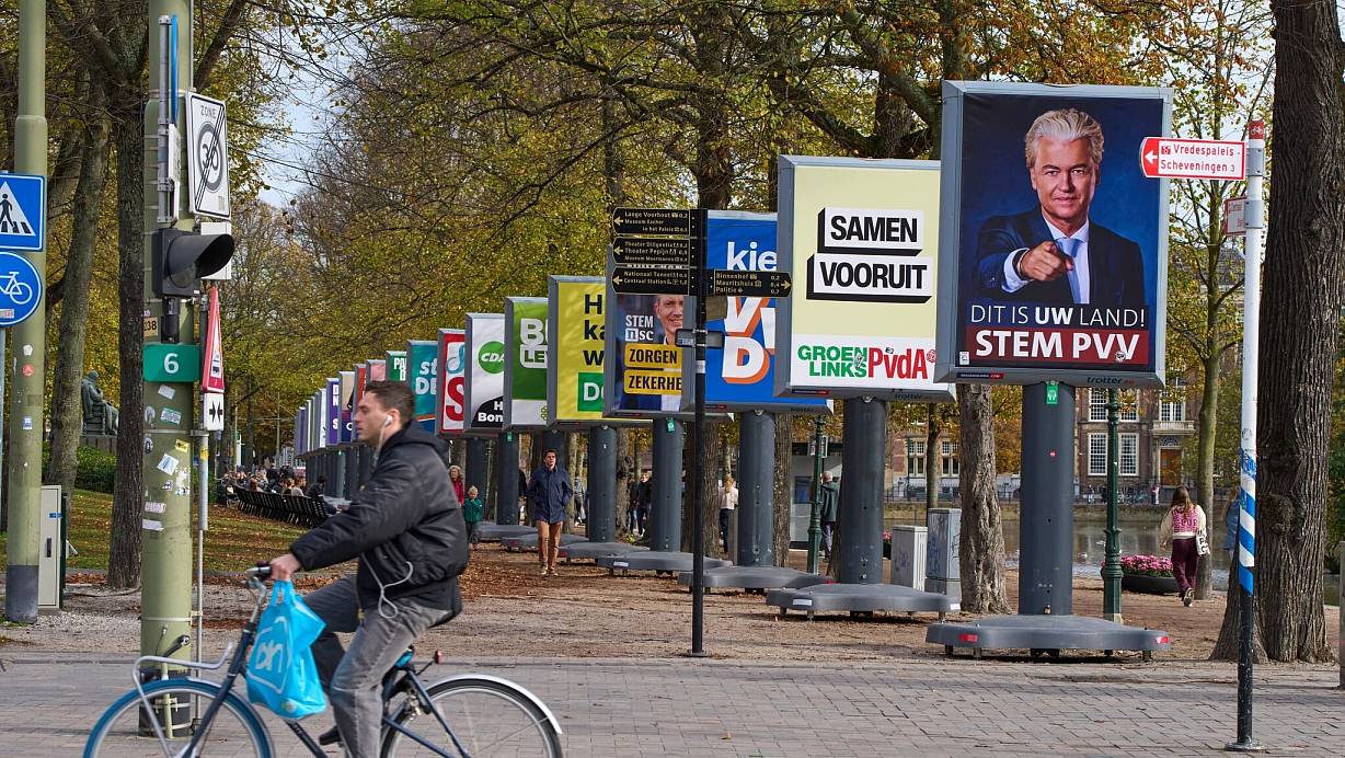 Die Niederlande wählen an diesem Mittwoch ein neues Parlament. (Archivbild) | © Peter Dejong/AP/dpa