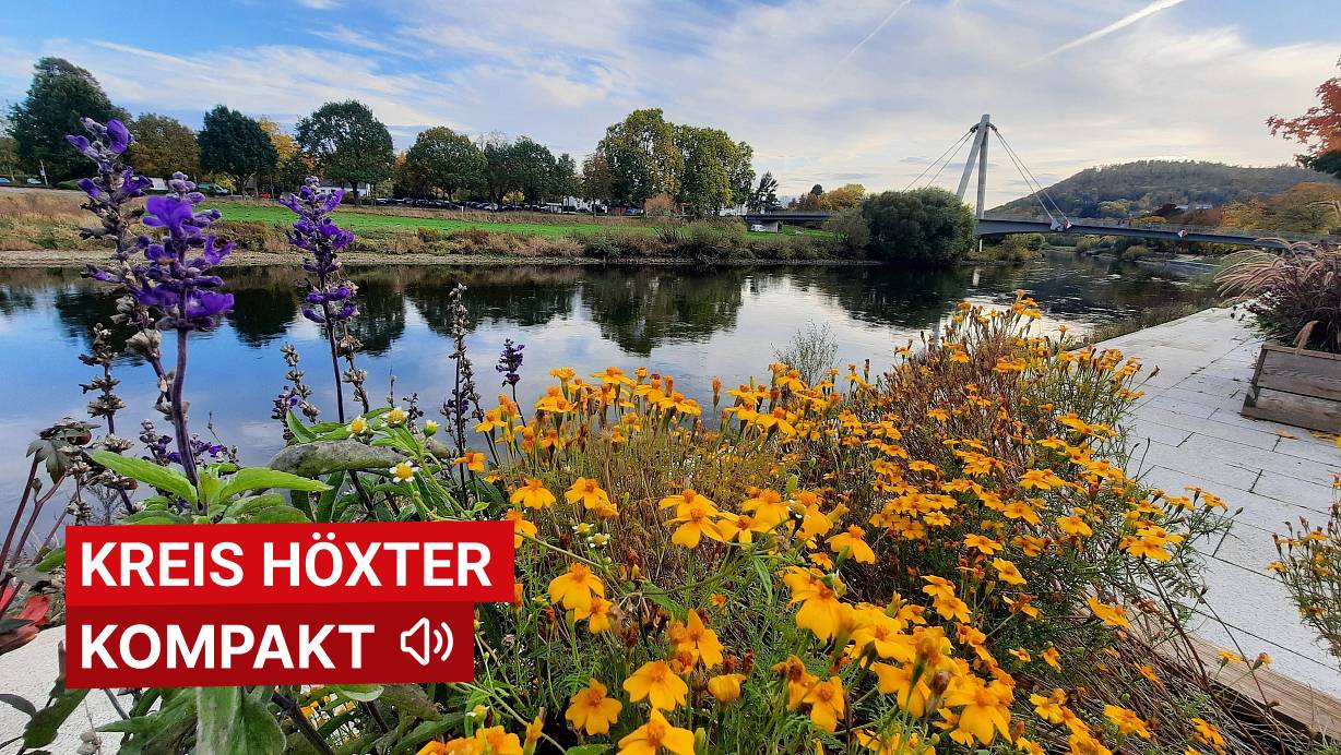 Die Weser im Herbst: Still fließt sie dahin, der Wasserstand ist immer noch niedrig. | © Neue Westfälische