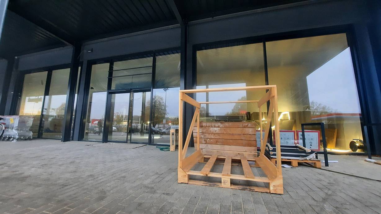 Noch braucht es ein bisschen Fantasie - aber an dieser Stelle in Brakel entsteht gerade der neue DM-Markt. | © David Schellenberg