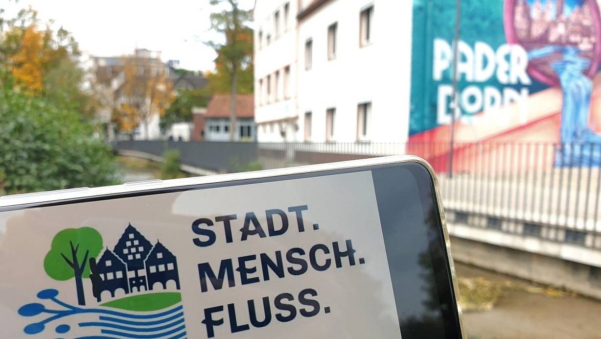 Das Logo in Grün und Blau ist Bestandteil der Bewerbung Paderborns für das Europäische Kulturerbesiegel. | © Lena Henning