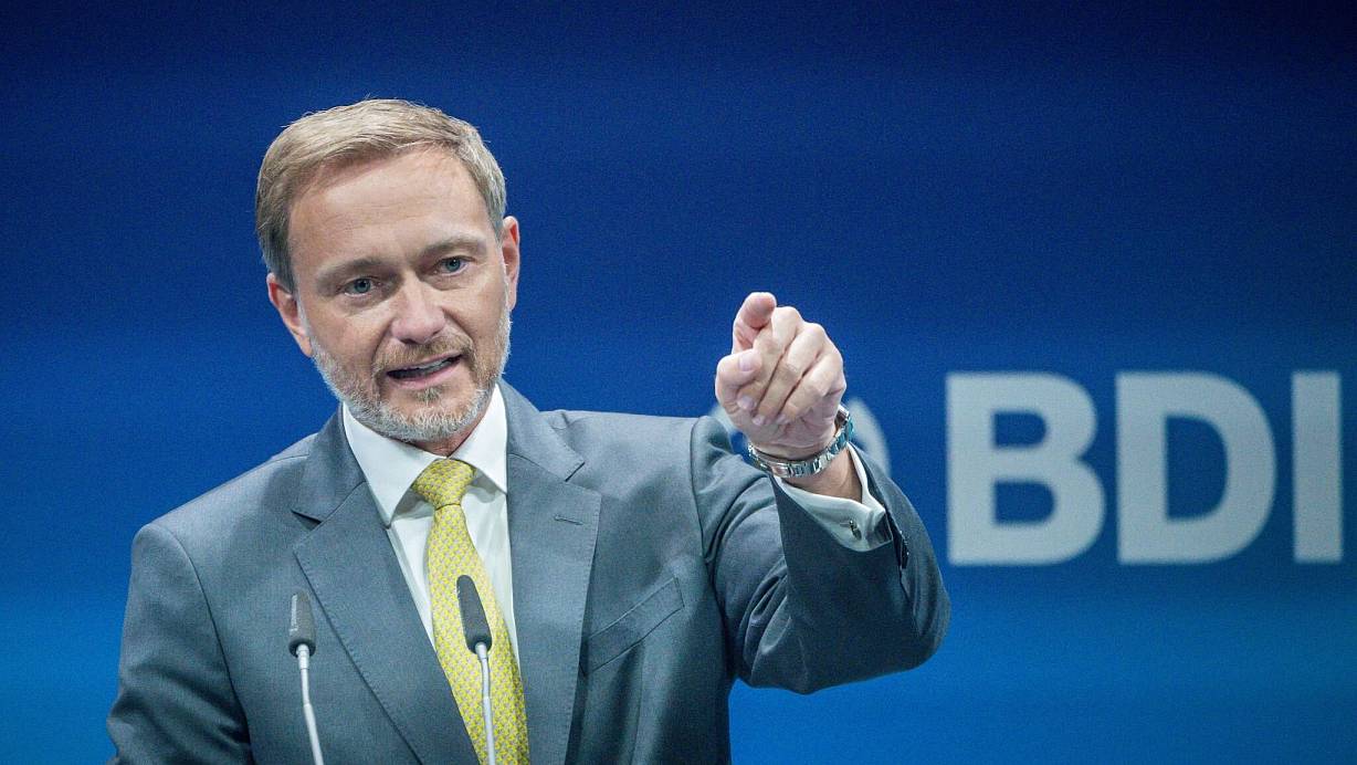 Bundesminister der Finanzen Christian Lindner (FDP) spricht beim &laquo;TDI - Tag der Industrie&raquo; des Bundesverbandes der Deutschen Industrie (BDI). | &copy; Michael Kappeler/dpa