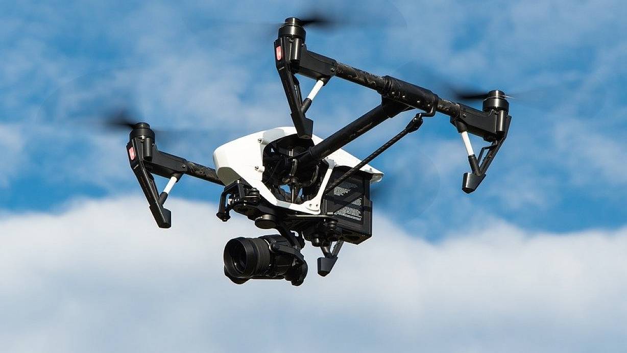 Die Drohne soll die Chancen erhöhen, dass der 74-Jährige gefunden wird. | © (Symbolbild): Pixabay