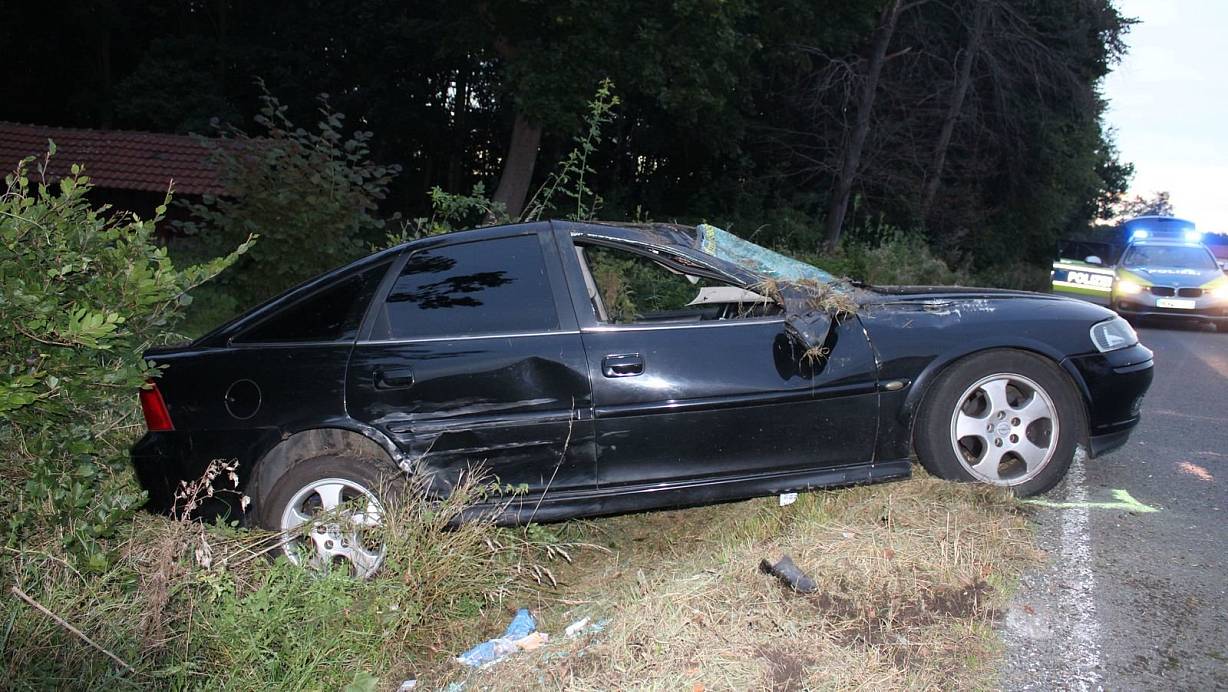 Infolge der Kollision überschlug sich der Opel. | © Polizei Minden-Lübbecke