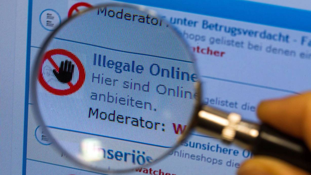 Fake-Shops: Gelistet in dem Forum Webwatcher. | © picture alliance / dpa
