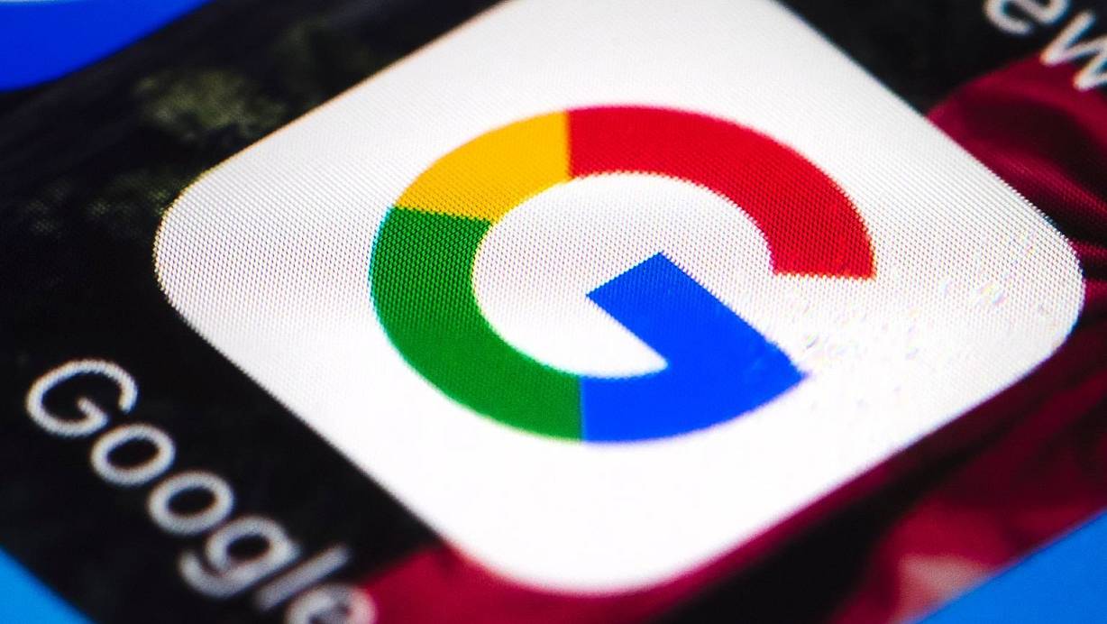 Ein Gutachten sieht einen möglichen Verstoß gegen die Pressefreiheit in der Kooperation der Bundesregierung mit Google bei Gesundheits-Informationen. | © Foto: Matt Rourke/dpa