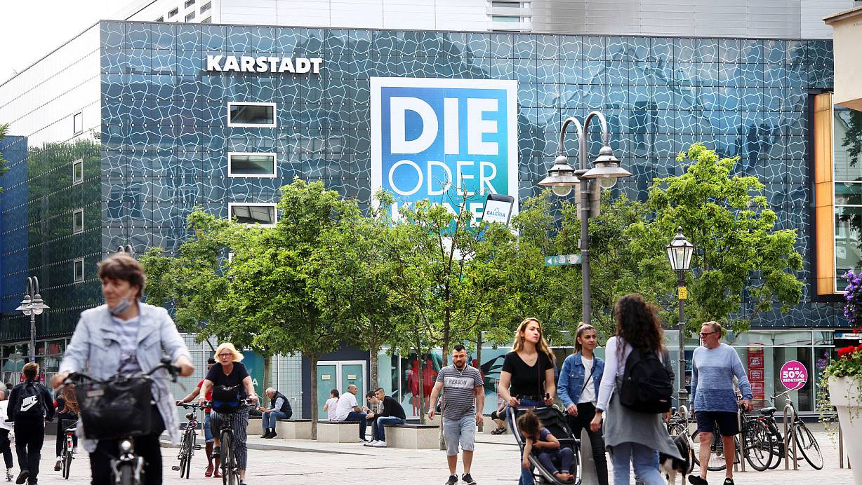 Der bald geschlossenen Karstadt-Filiale blüht eventuell eine innovative Zukunft. | © Patrick Menzel