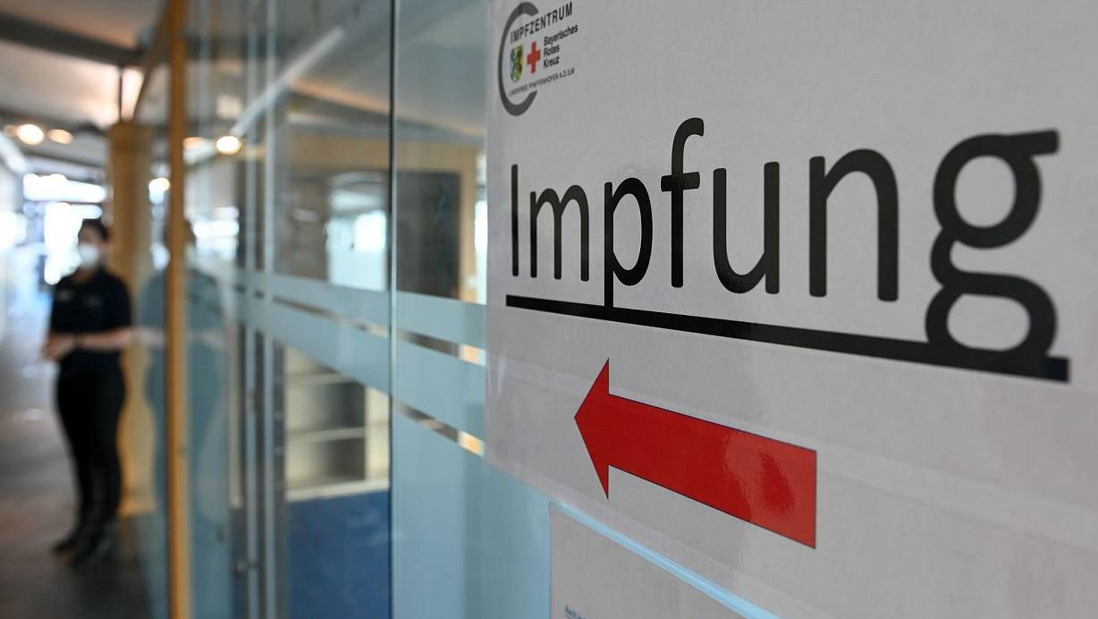 Die meisten Impfzentren in OWL laufen wieder auf vollem Betrieb. | © Symbolfoto: AFP