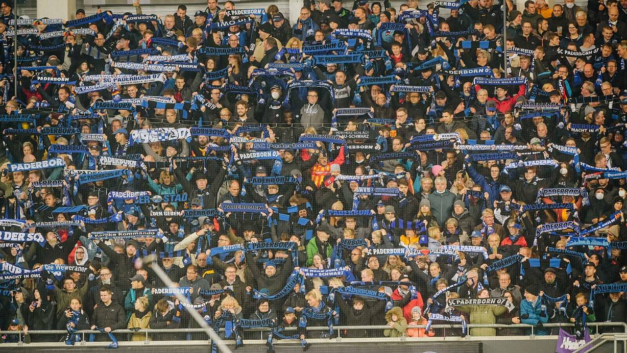 Am 21. Oktober 2021 hatten 13.000 Zuschauer das SCP-Heimspiel gegen den HSV gesehen. Seitdem gab es in der Paderborner Arena keine fünfstellige Kulisse mehr. Doch das wird sich am Samstag ändern. | © Besim Mazhiqi