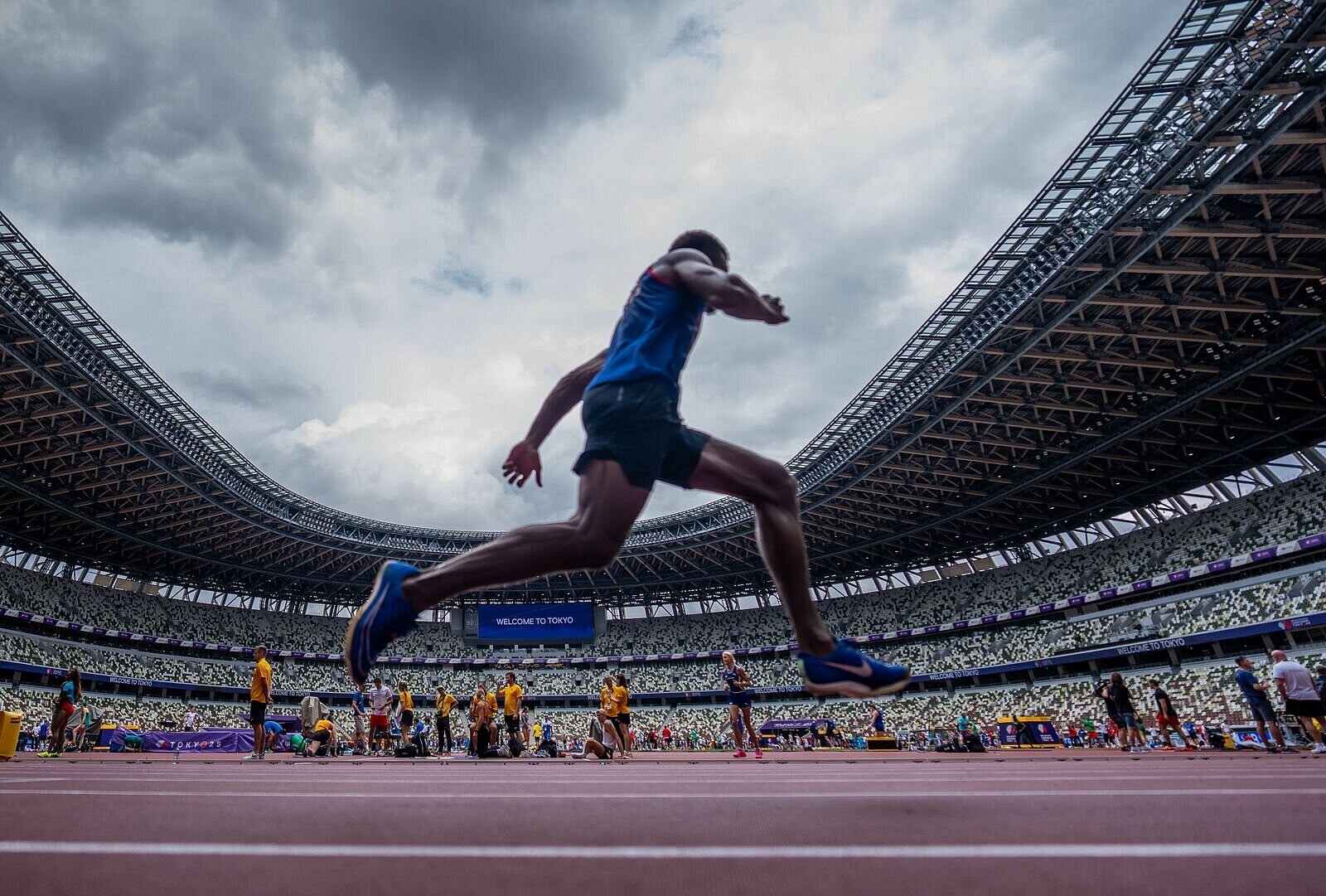 Zwei Jahre nach WM-Frust - Leichtathleten mit «heißen Eisen»