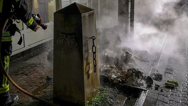 Die Rauchentwicklung war sehr stark. - © Feuerwehr Herford