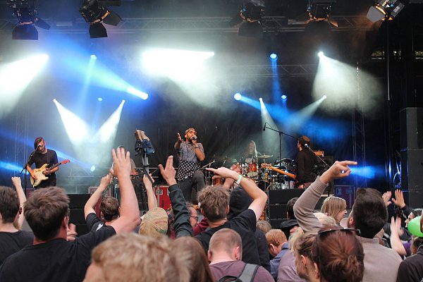 Das Stemweder Open Air lockt jährlich um die 20.000 Musikfreunde ins ansonsten so beschauliche Ilweder Wäldchen. - © Tanja Dittmann