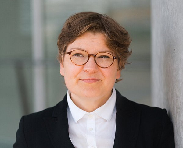 Daniela Schiek arbeitet seit Juni 2024 an der Fakultät für Soziologie der Universität Bielefeld. - © Marc Benkmann | Photography