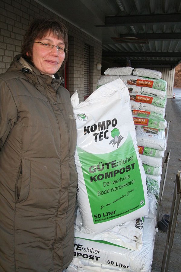 Güte-Kompost: Ute Lepper will den Kreislauf in Gang halten. - © Karin Wessler