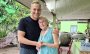 Besonderer Anlass: Gütersloher besucht seine 90-jährige Auswanderer-Oma in Thailand