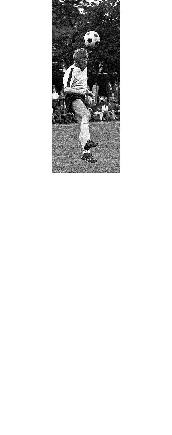 Bernd Naschke am Ball.